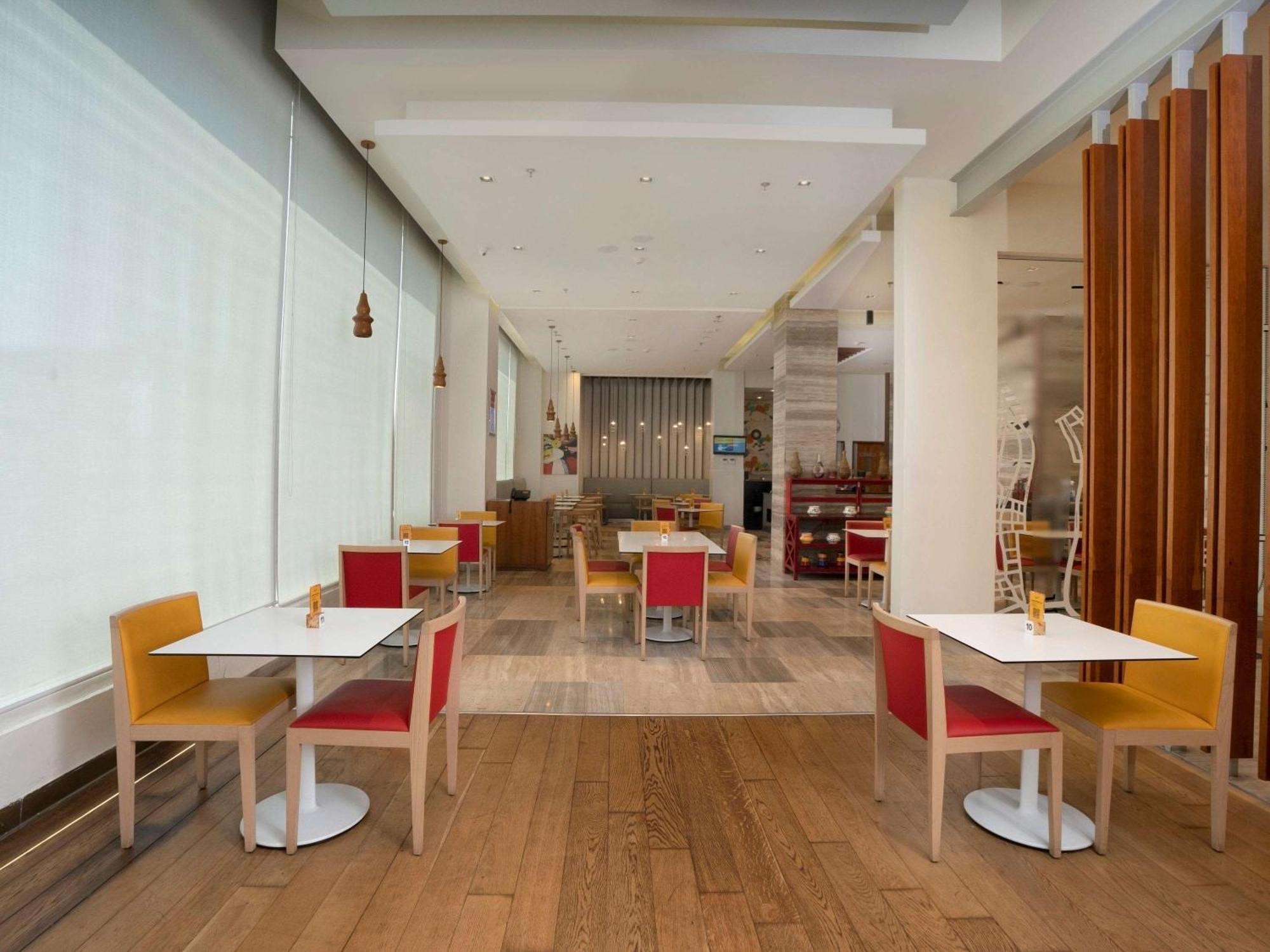 Ibis Kochi City Centre - An Accor Brand Exterior foto