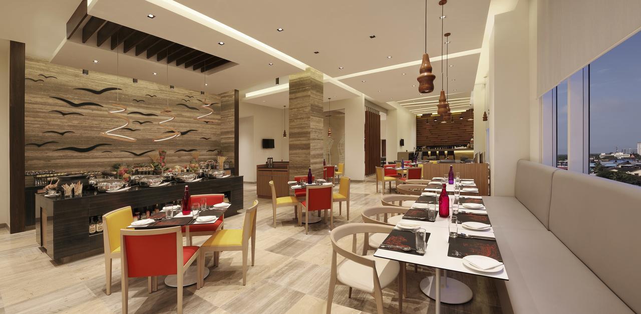 Ibis Kochi City Centre - An Accor Brand Exterior foto